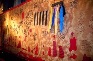 "Suites Africaines" exposition Revue Noire, Paris 1997 - la grande tapisserie "Les grands lacs" d'Aboudoulaye Konaté (Mali)